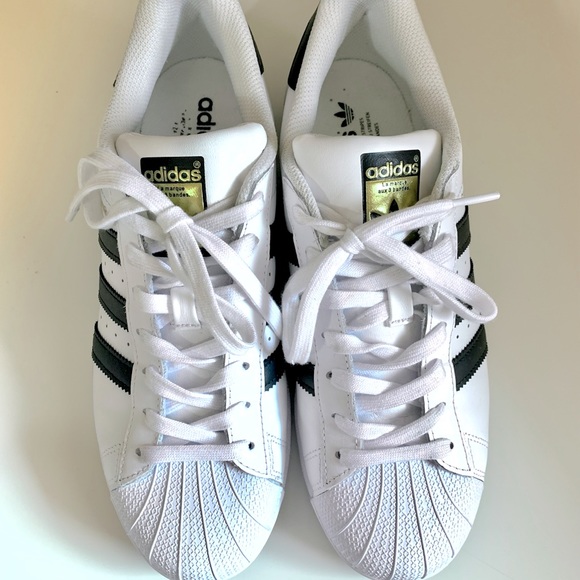 ❤️VINTAGE Adidas Superstar Shoes Size 9❤️ - Picture 2 of 13